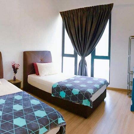 Luxury Seaview Family Suite By Little Cabin George Town Buitenkant foto