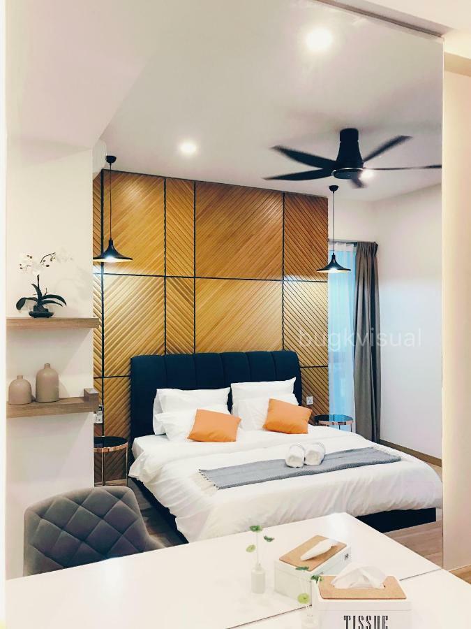 Luxury Seaview Family Suite By Little Cabin George Town Buitenkant foto