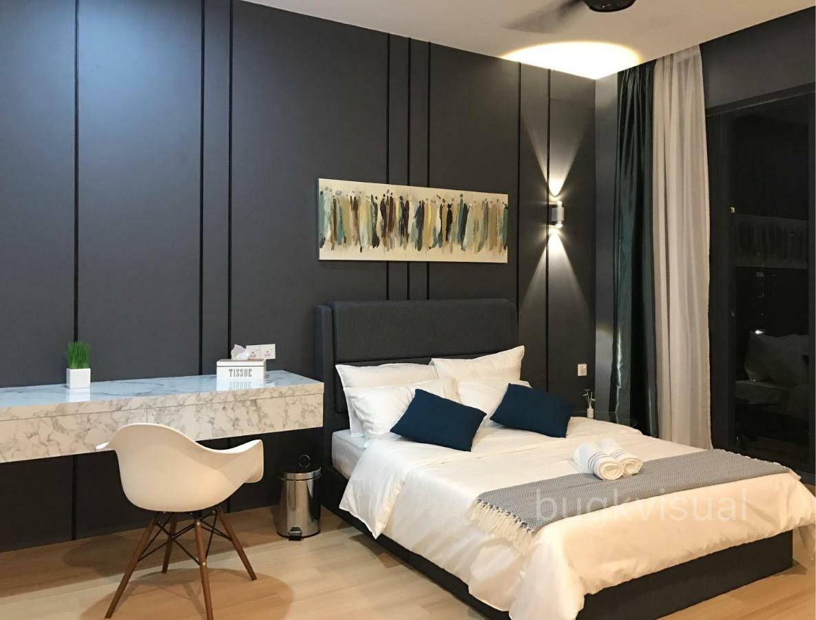 Luxury Seaview Family Suite By Little Cabin George Town Buitenkant foto